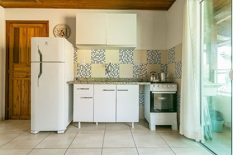 2 sacadas, muito completo, perto de tudo