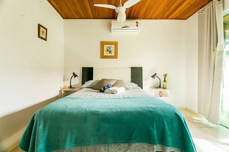 2 sacadas, muito completo, perto de tudo