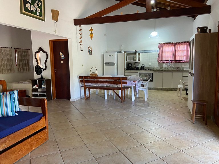 Loft frente ao canal em meio a natureza