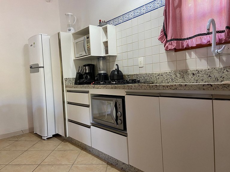 Loft frente ao canal em meio a natureza