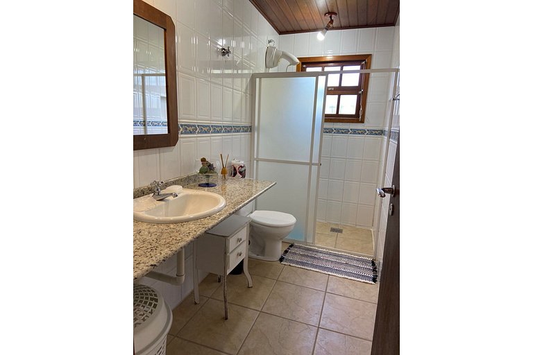 Loft frente ao canal em meio a natureza