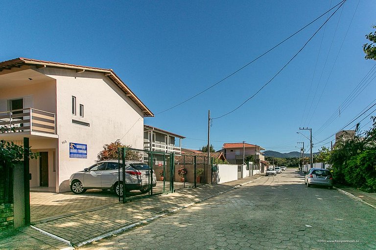 Aconchegante chalé 90m da praia