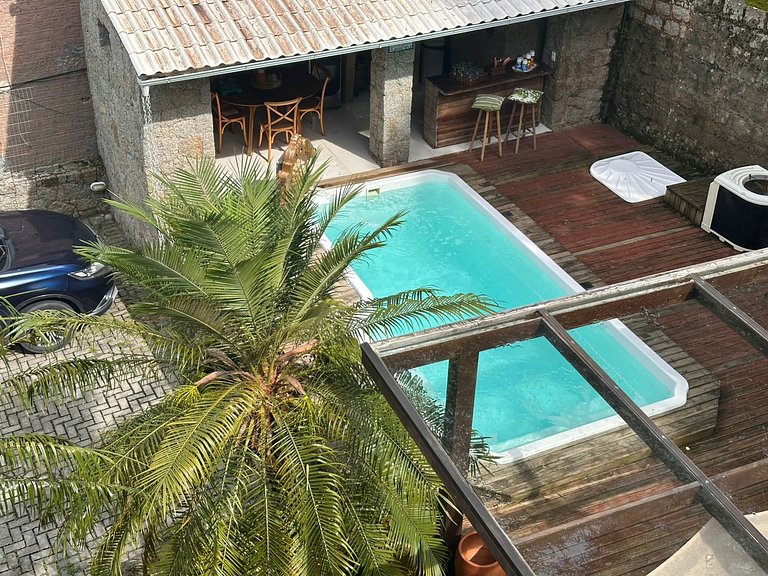Piscina e vista para a Lagoa, 800m. da praia Mole