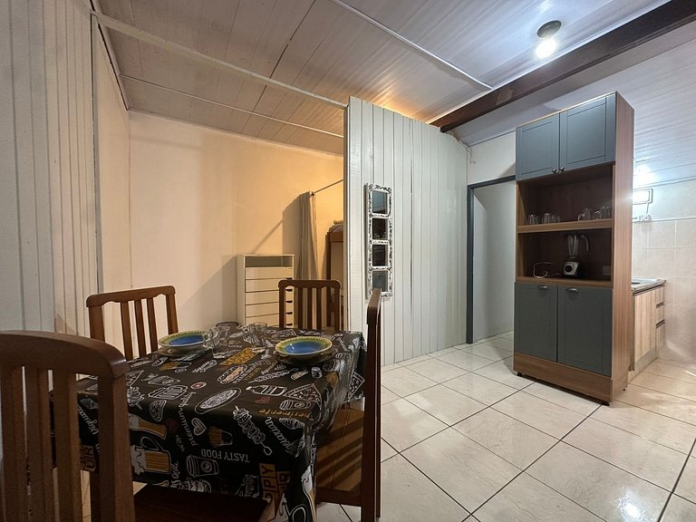 Apart a poucos metros da praia