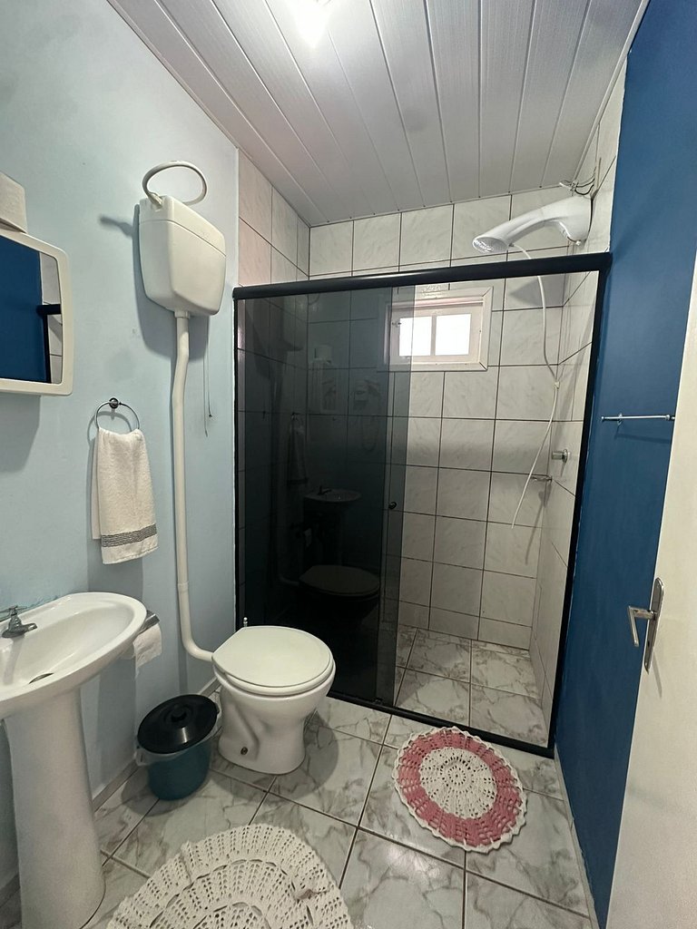 Apart 200m da praia, estacionamento, A/C